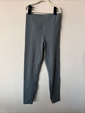 Vuori High-Rise Leggings - matching set